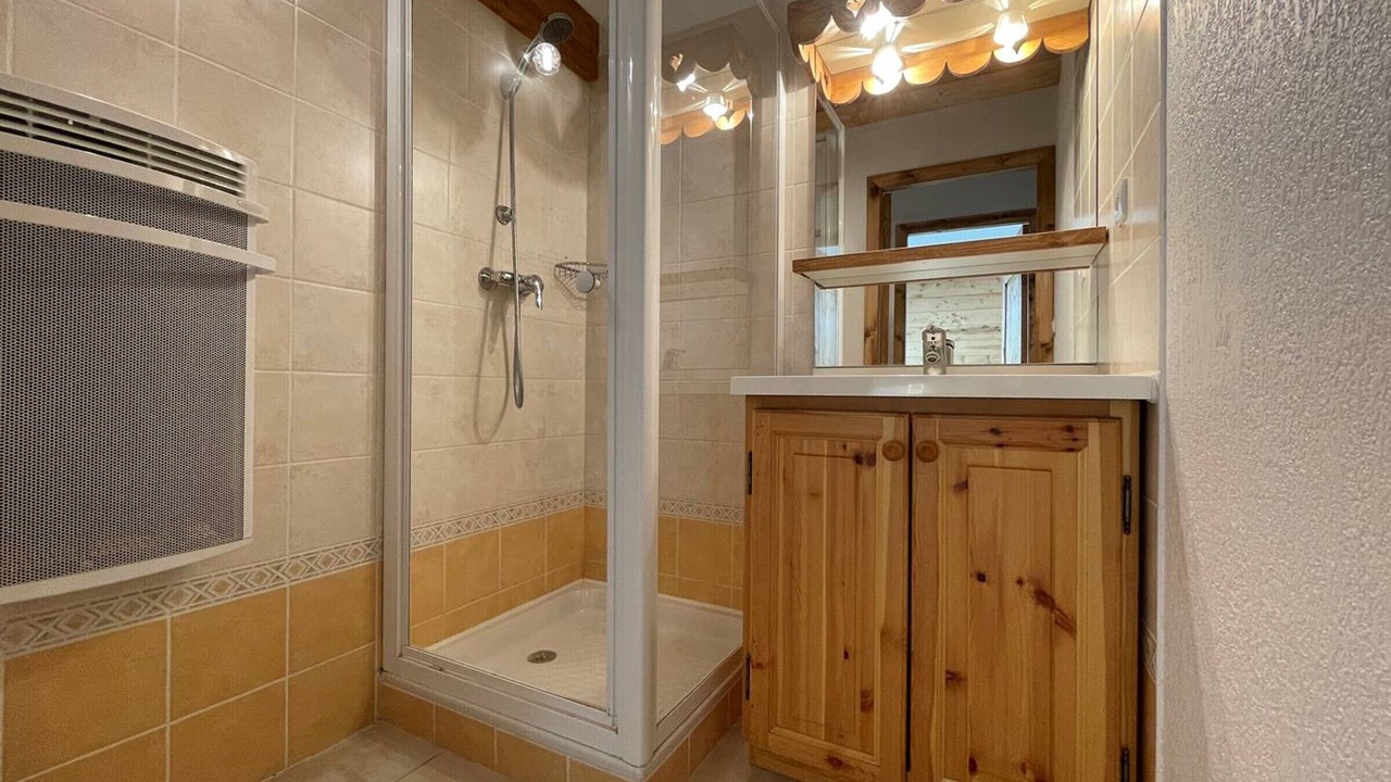 Photo of Bathroom in Forville