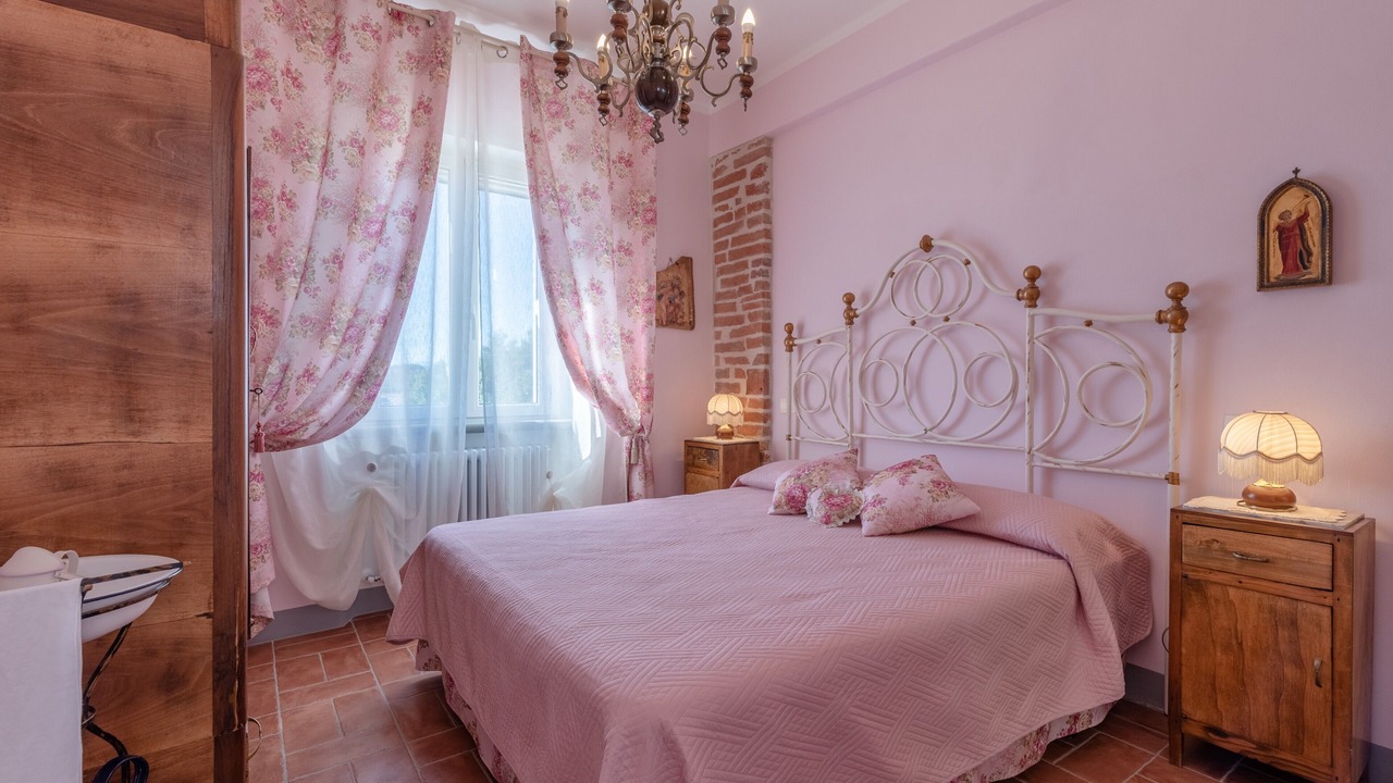 Photo of Bedroom in Cortona