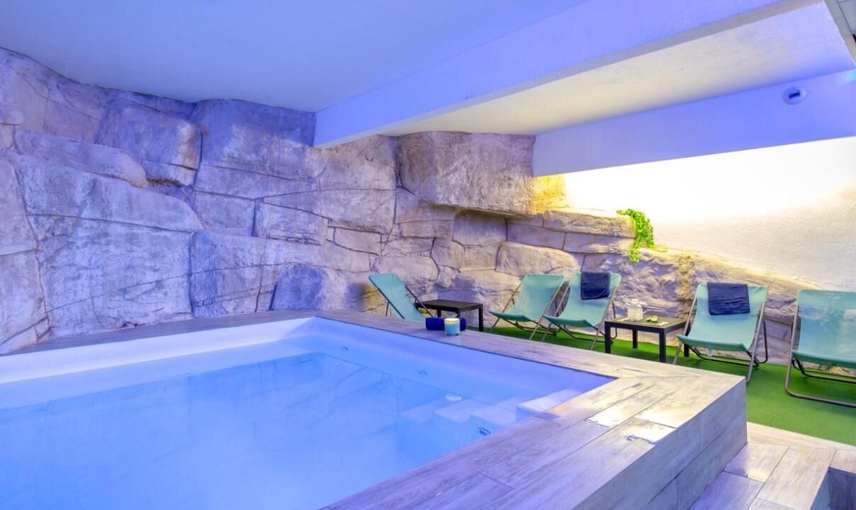 Photo of Outdoor in Isola