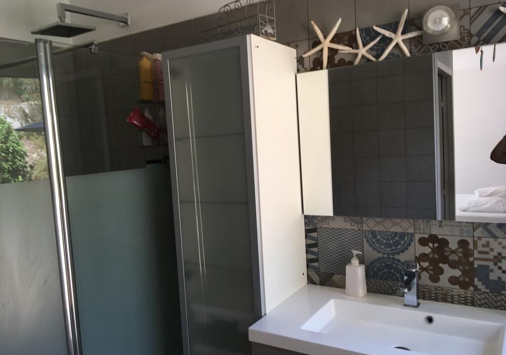 Photo of Bathroom in Gemenos