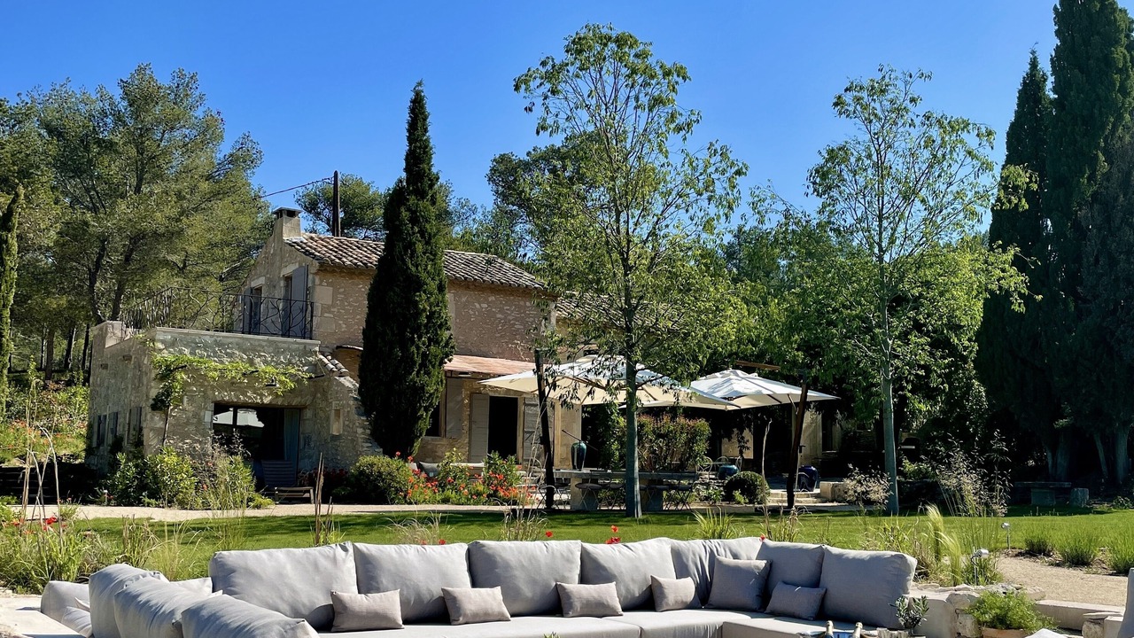 Photo of Patio Balcony in St.-Remy-de-Provence
