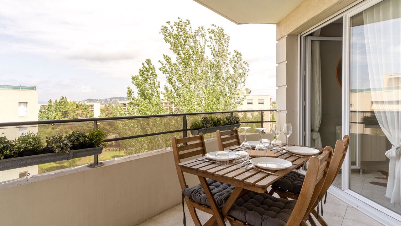 Photo of Outdoor in 8th Arrondissement