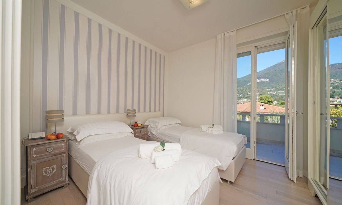 Photo of Bedroom in Toscolano Maderno
