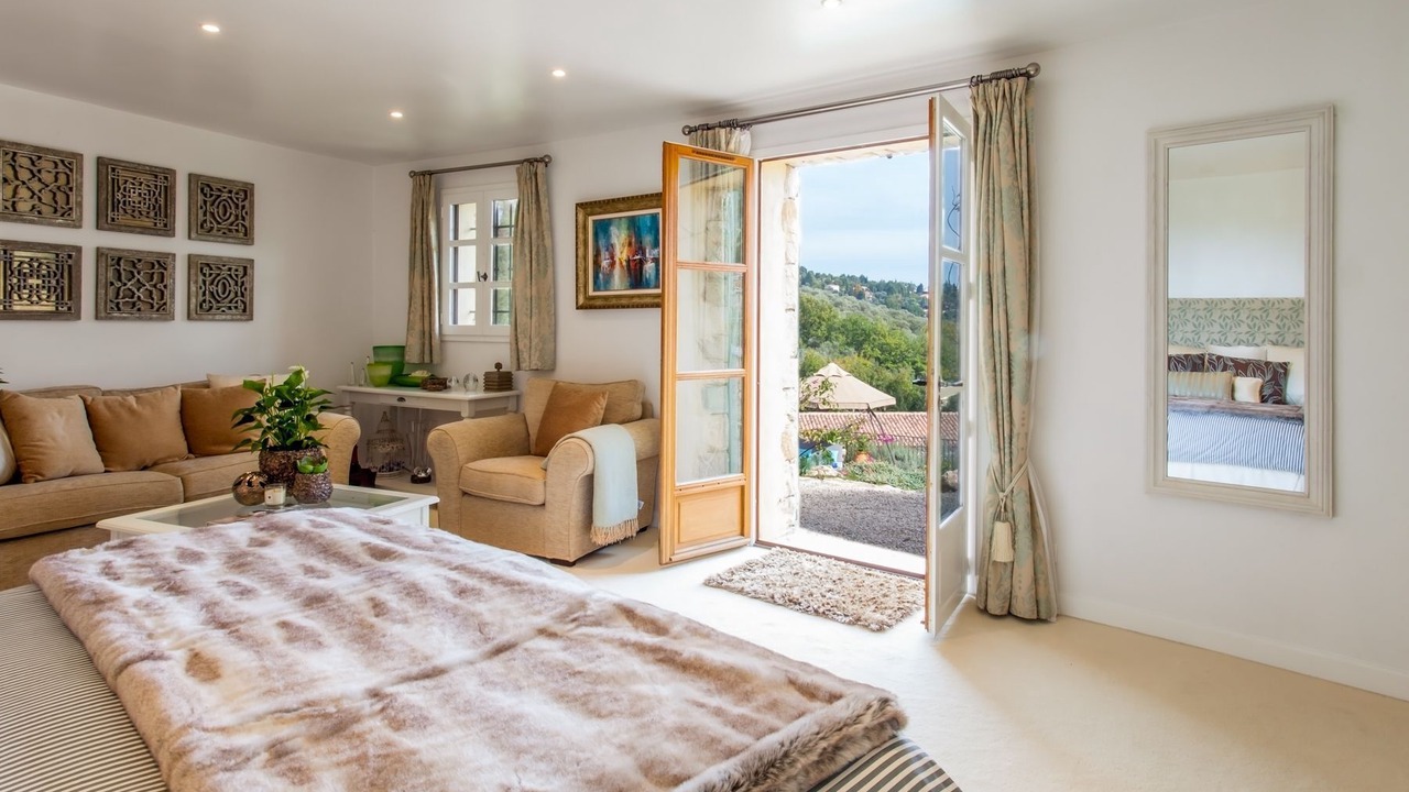 Photo of Bedroom in Chateauneuf-Grasse