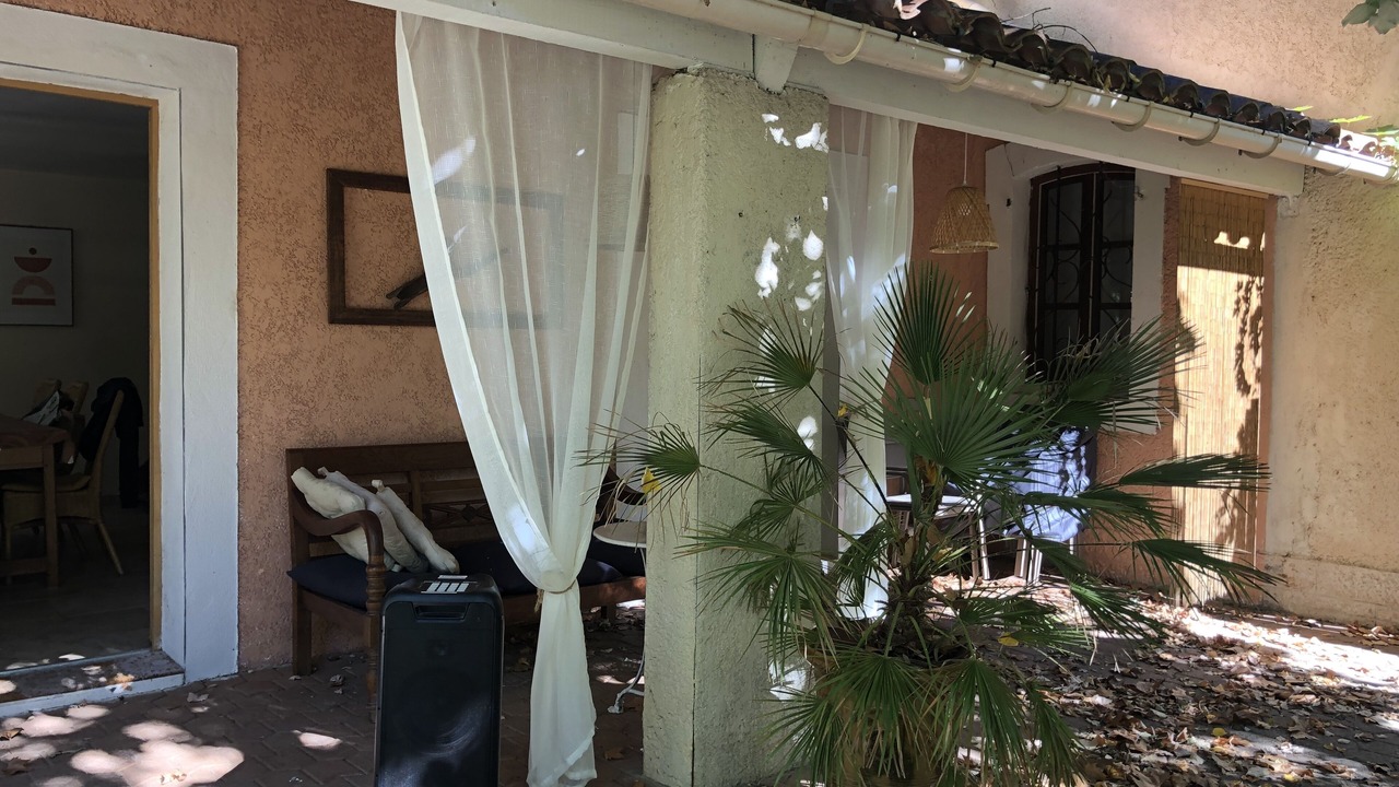 Photo of Patio Balcony in Euzet-les-Bains