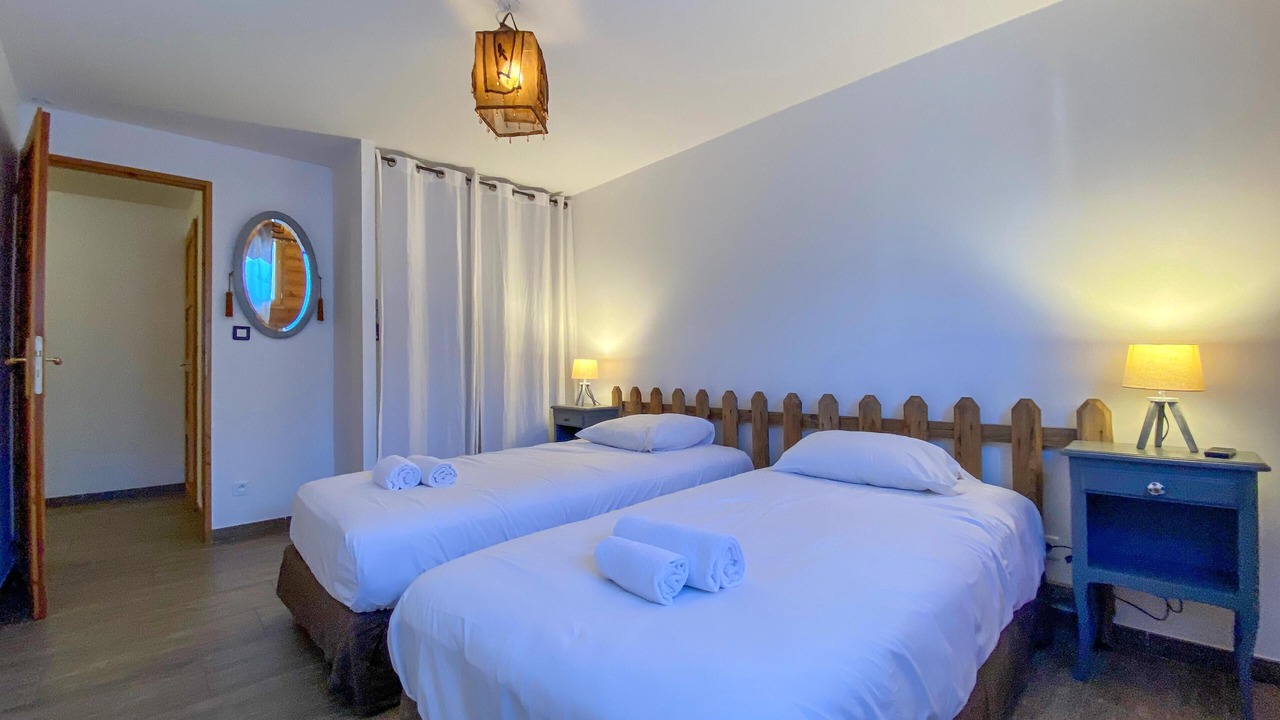 Photo of Bedroom in Faucon-de-Barcelonnette