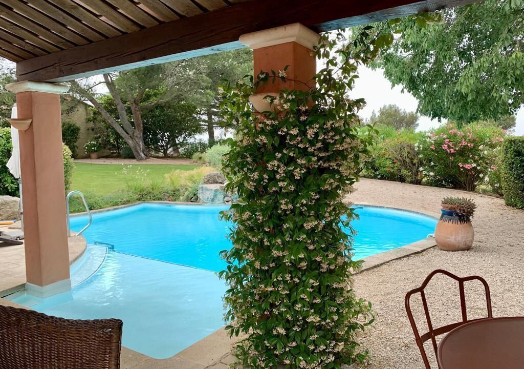 Photo of Outdoor in Pont Royal