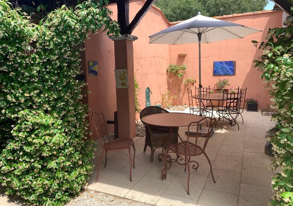 Photo of Outdoor in Pont Royal