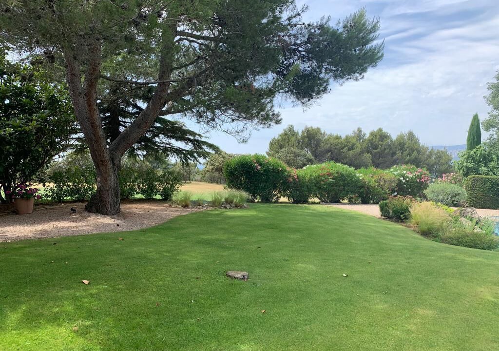 Photo of Outdoor in Pont Royal