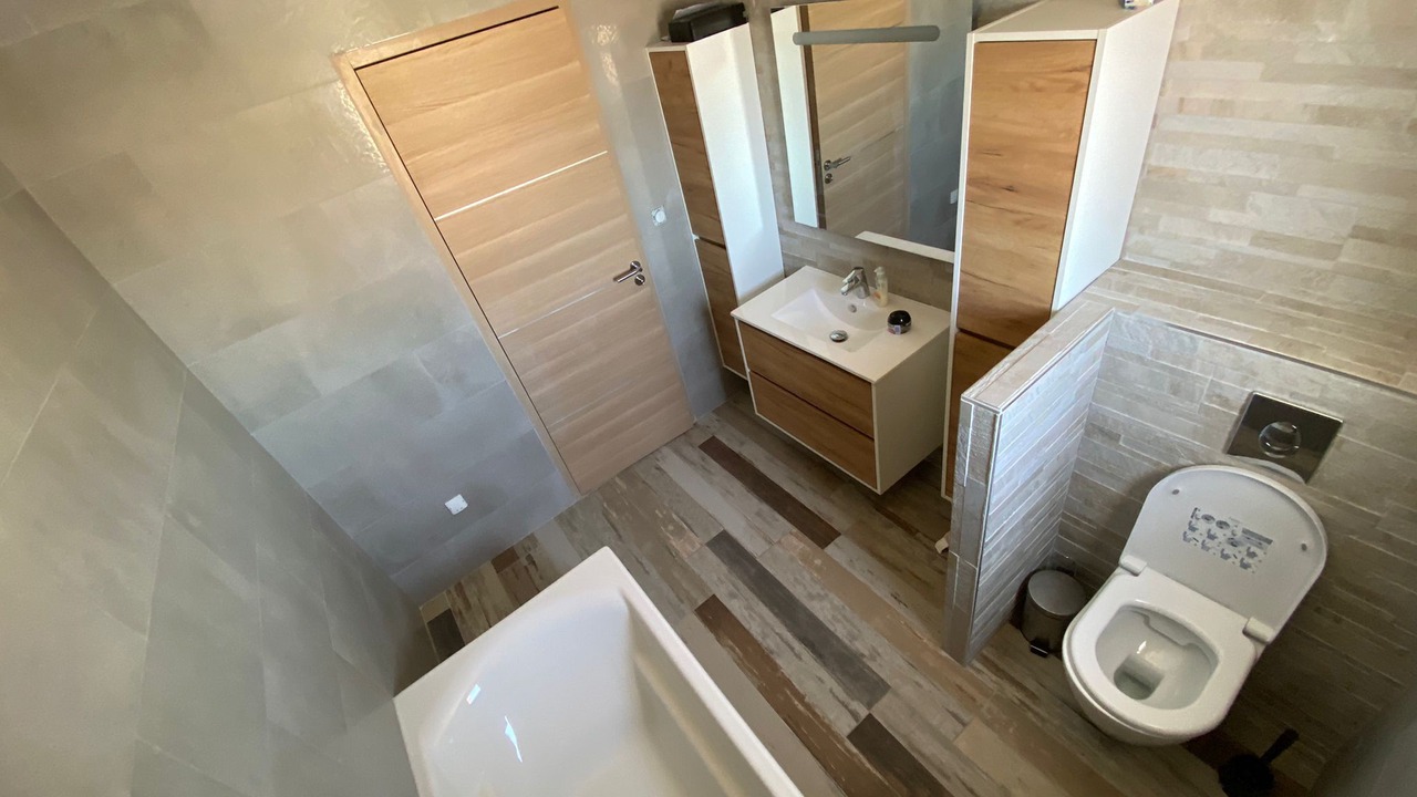 Photo of Bathroom in Avignon