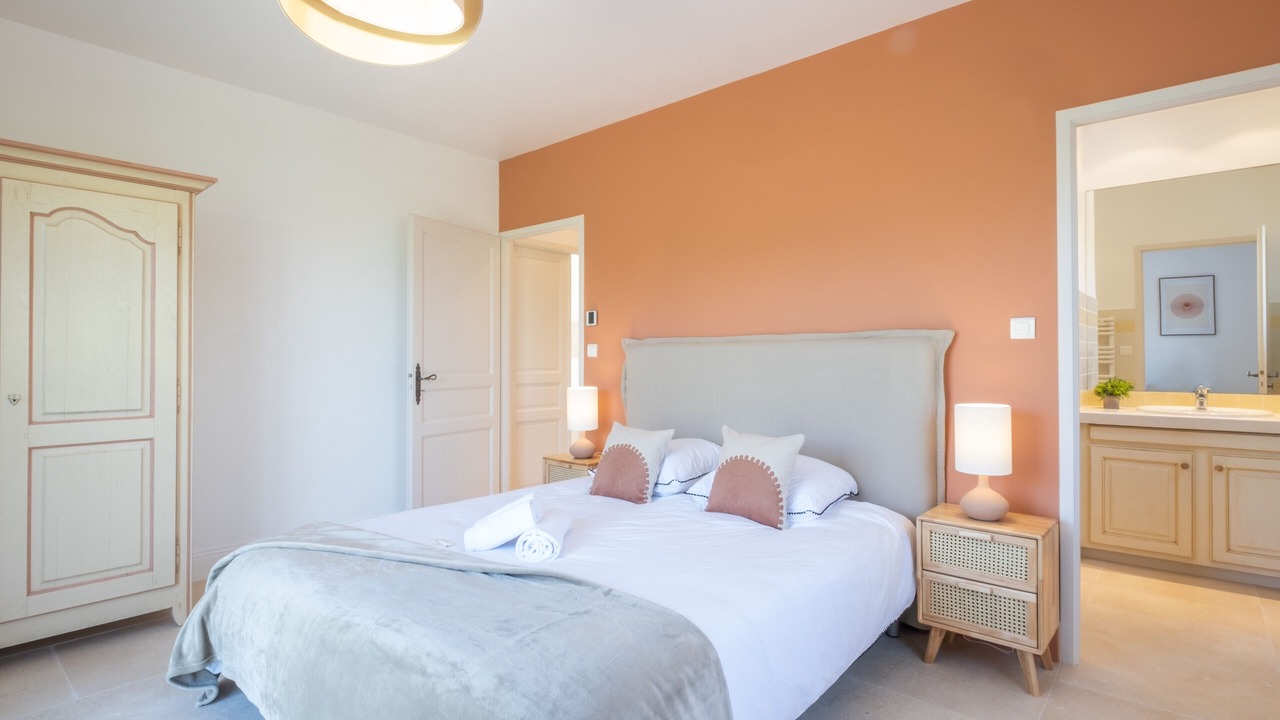 Photo of Bedroom in Roquefort-les-Pins