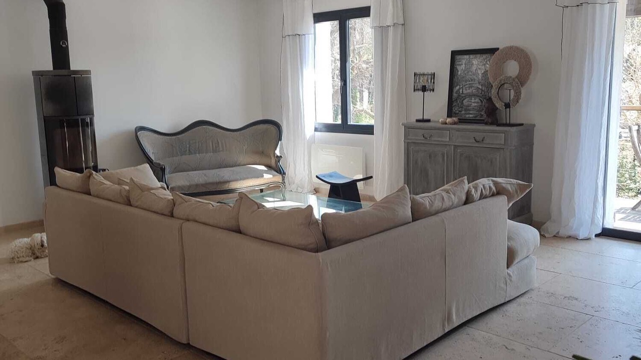 Photo of Livingroom in Eguilles