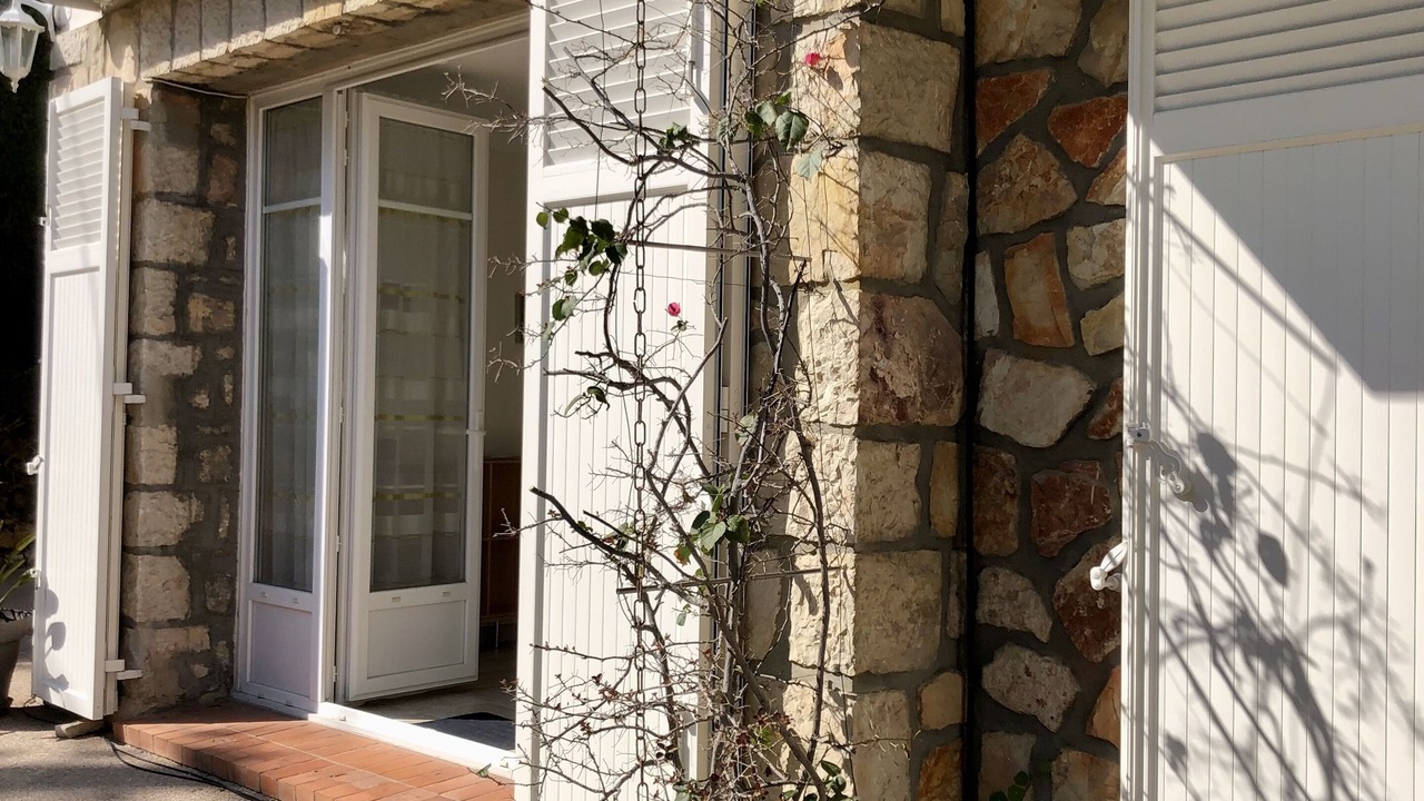 Photo of Outdoor in Carnot