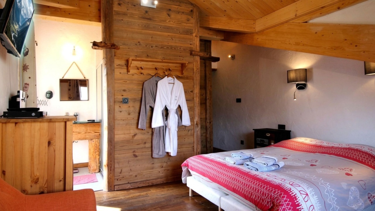 Photo of Bedroom in Montgenevre
