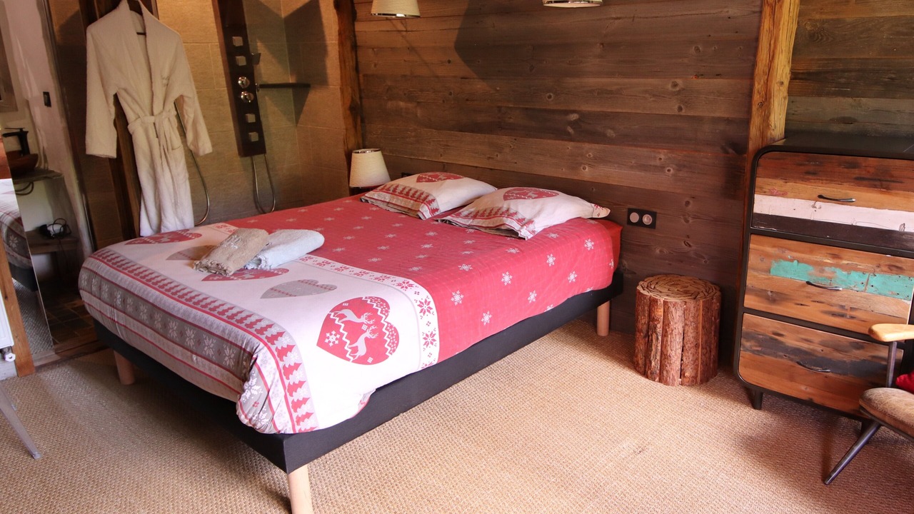 Photo of Bedroom in Montgenevre