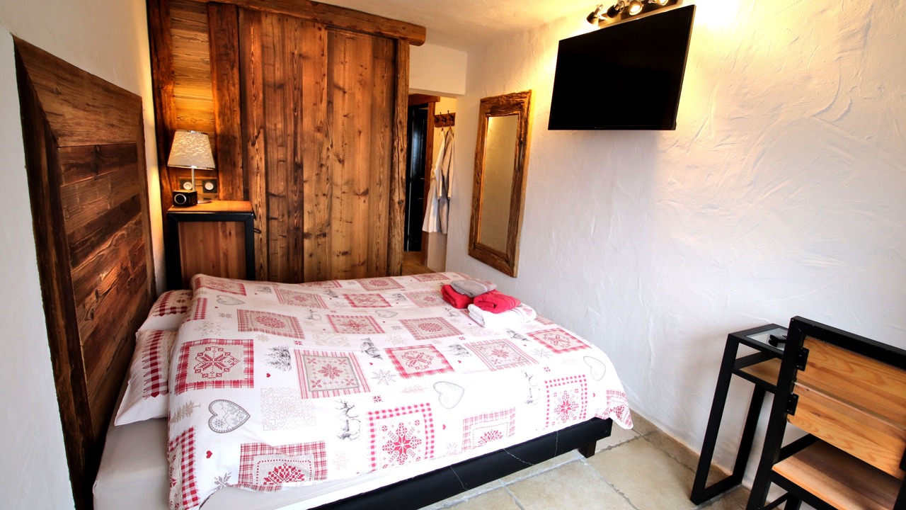 Photo of Bedroom in Montgenevre