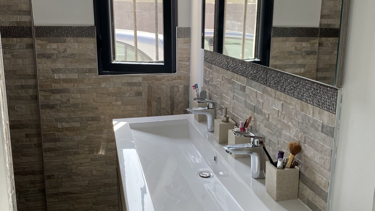 Photo of Bathroom in Maillane