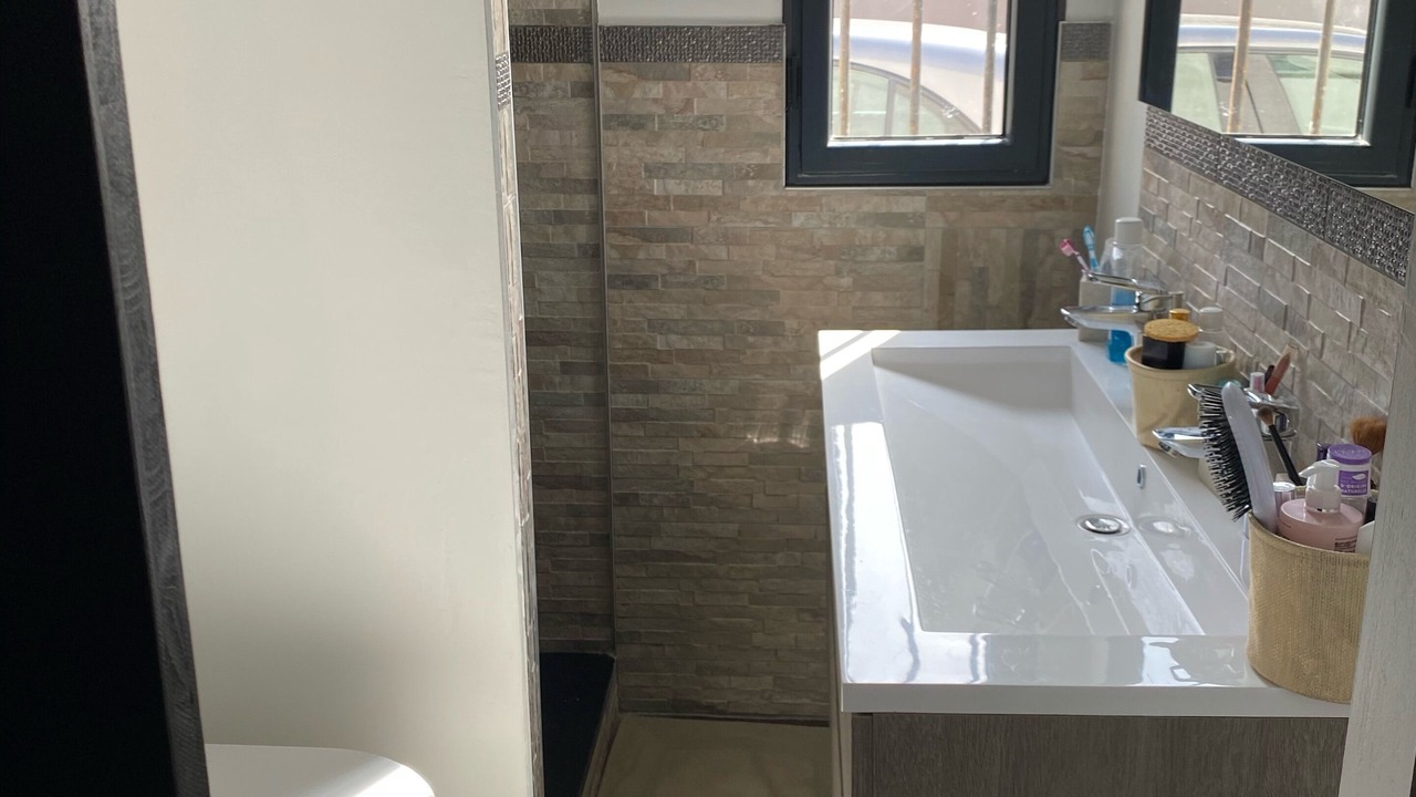 Photo of Bathroom in Maillane