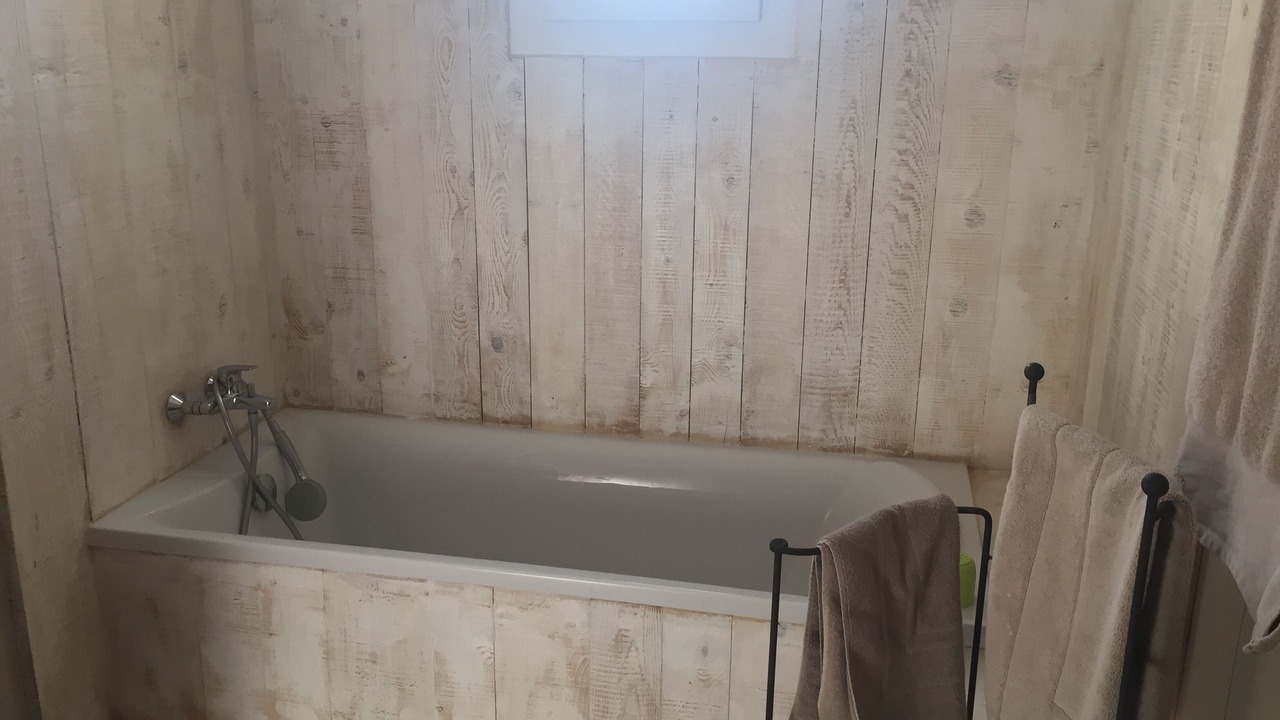 Photo of Bathroom in Maillane