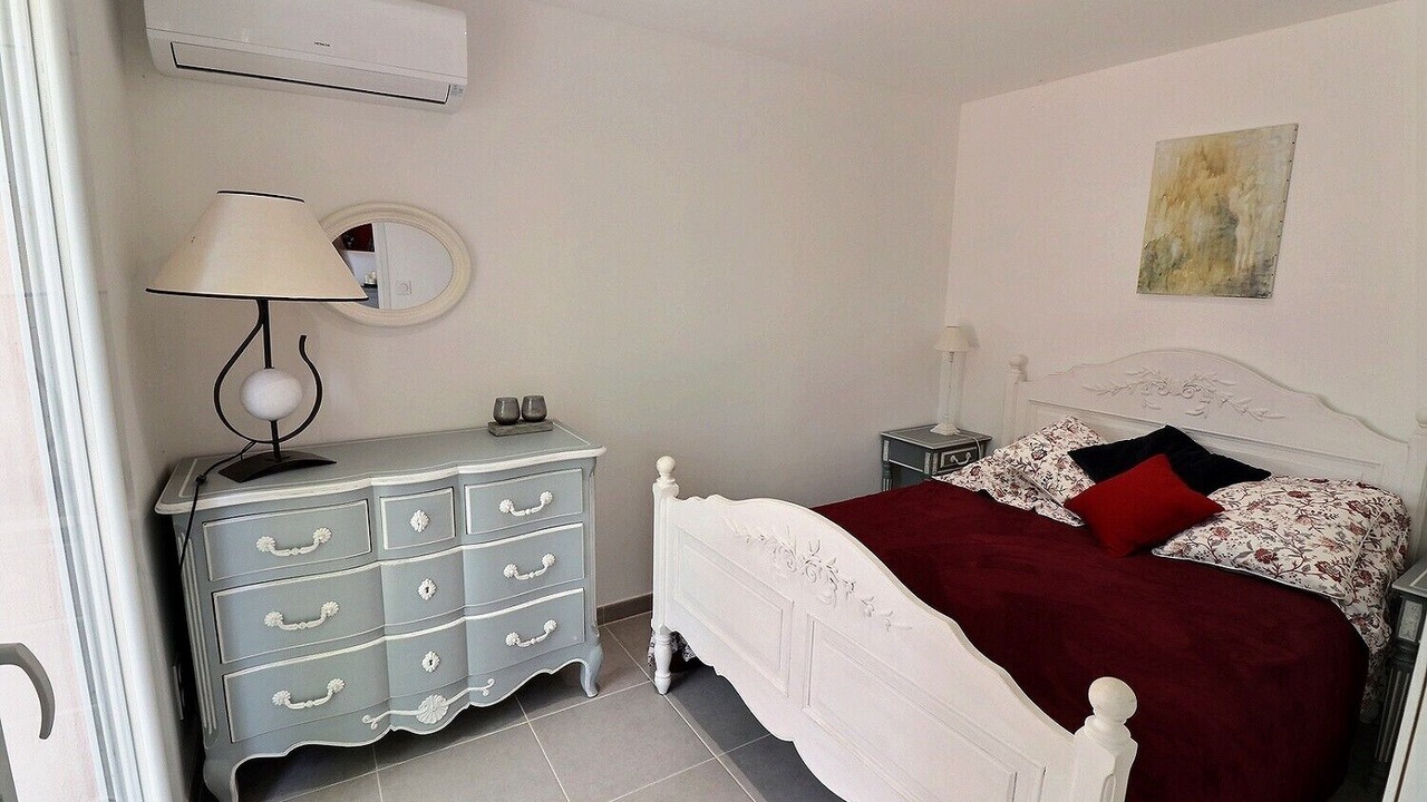 Photo of Bedroom in Hyeres