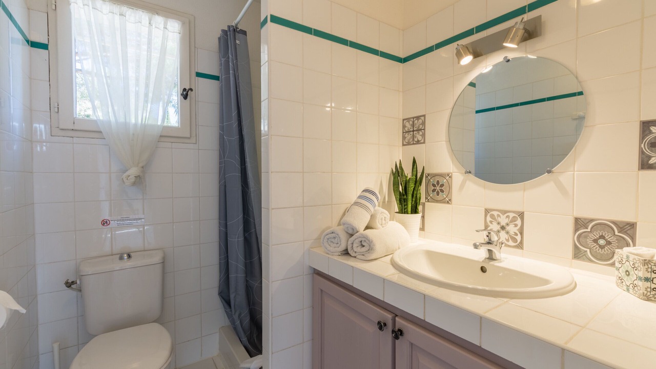 Photo of Bathroom in Giens