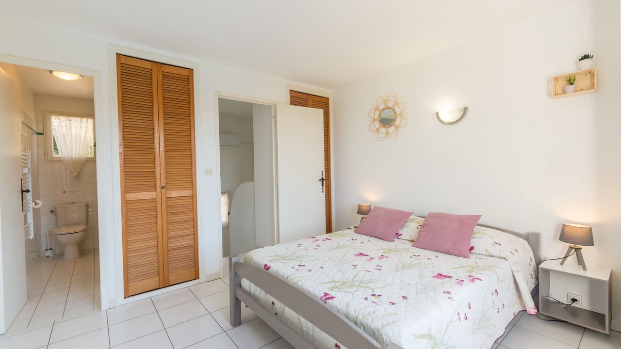 Photo of Bedroom in Giens