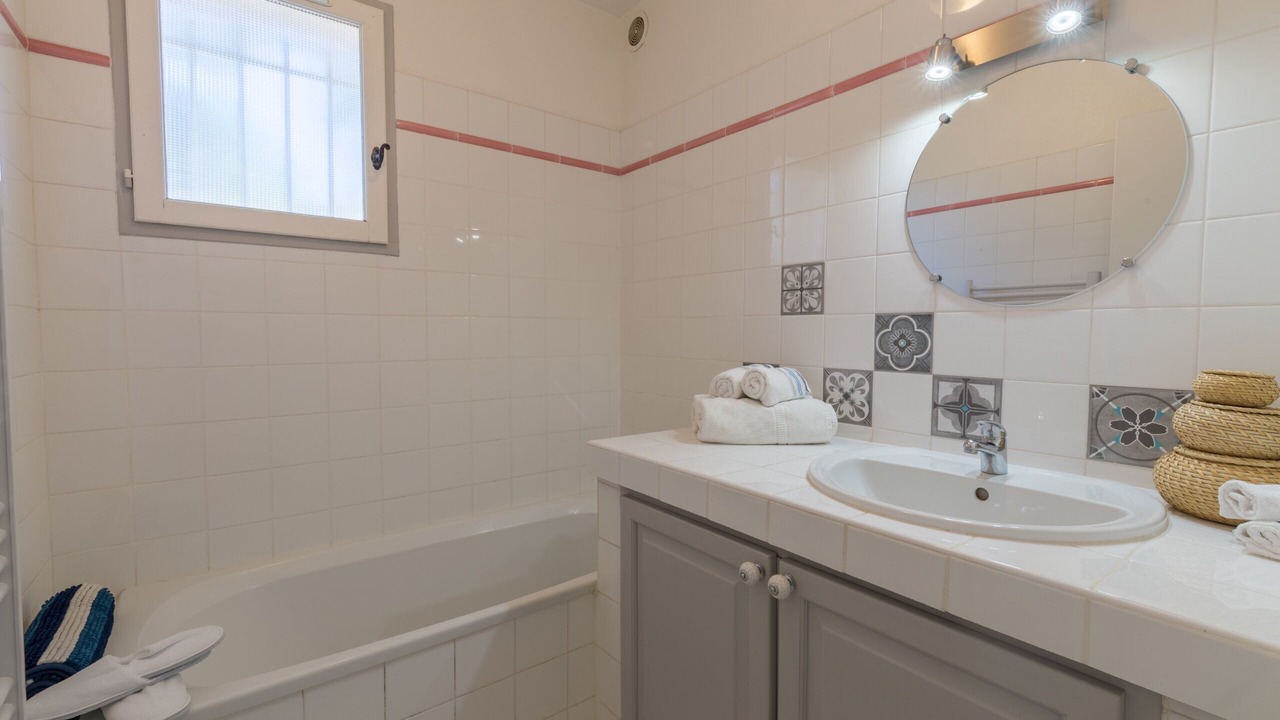 Photo of Bathroom in Giens