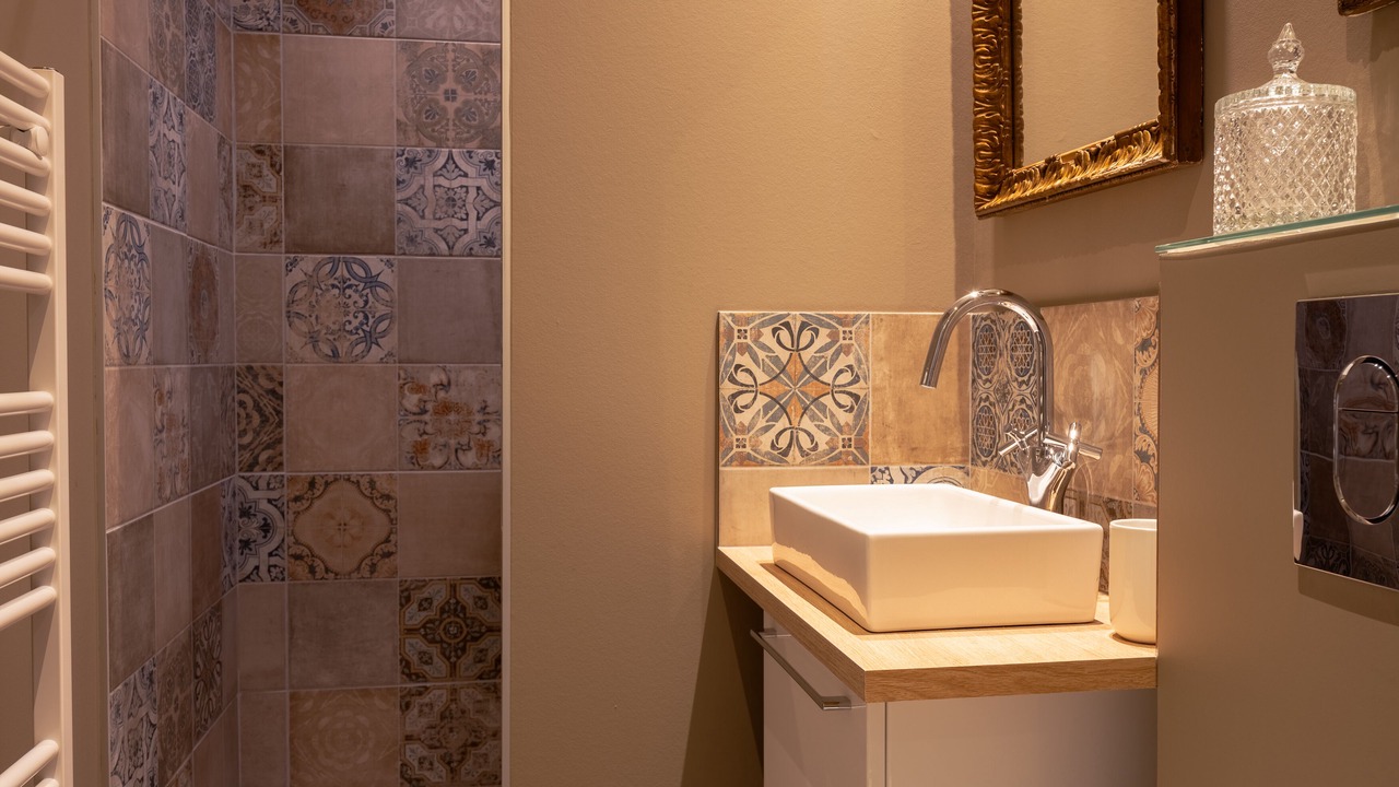 Photo of Bathroom in Avignon City Centre
