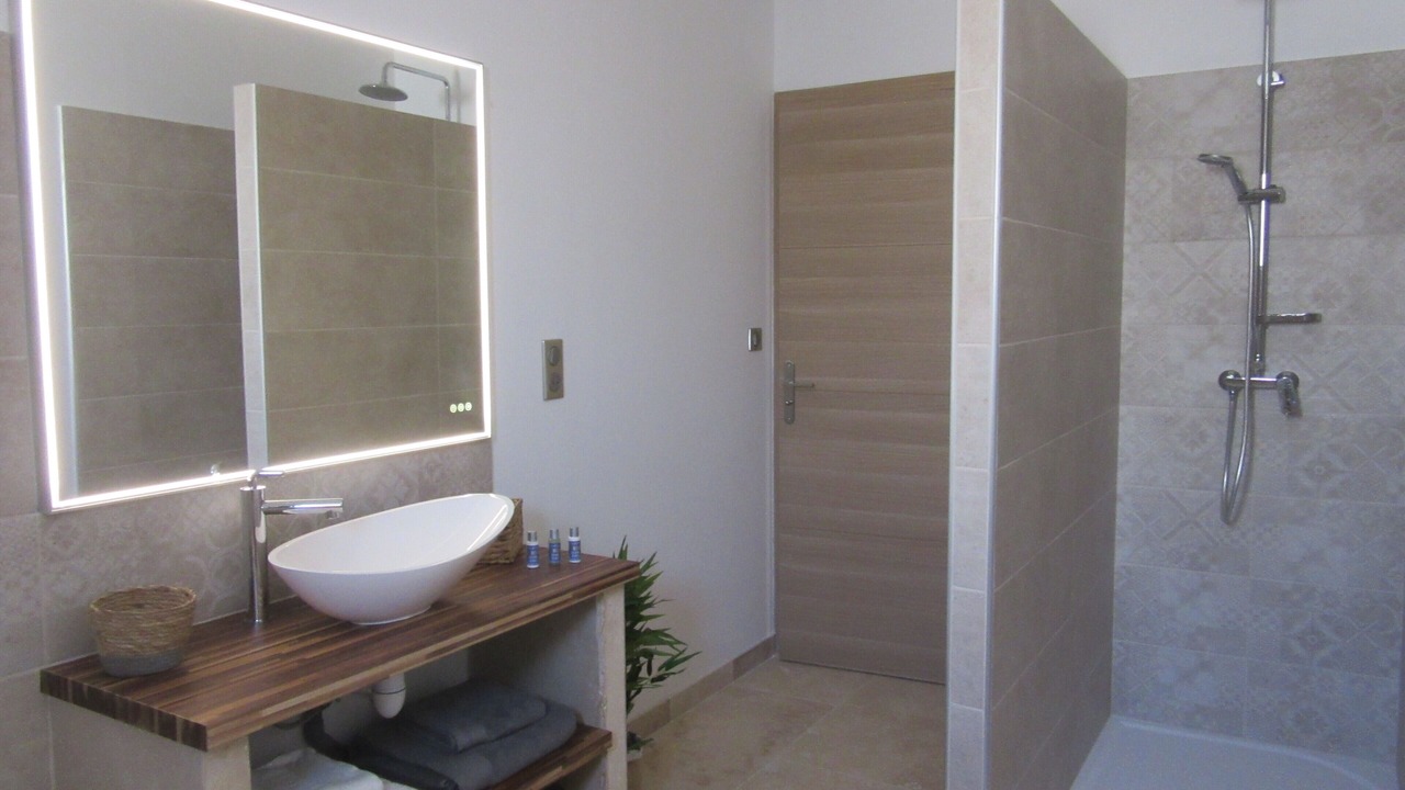 Photo of Bathroom in Maillane