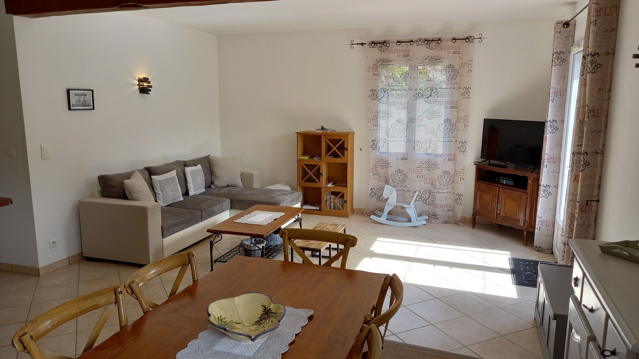 Photo of Livingroom in St.-Remy-de-Provence