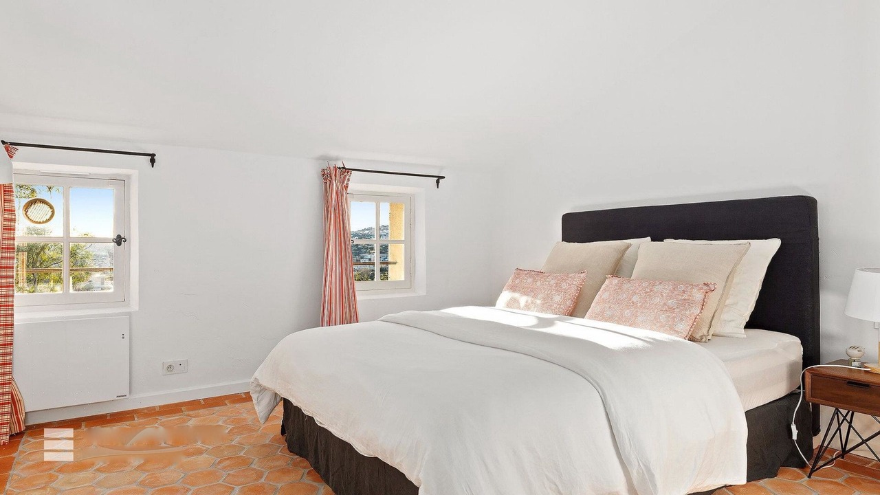 Photo of Bedroom in Grasse