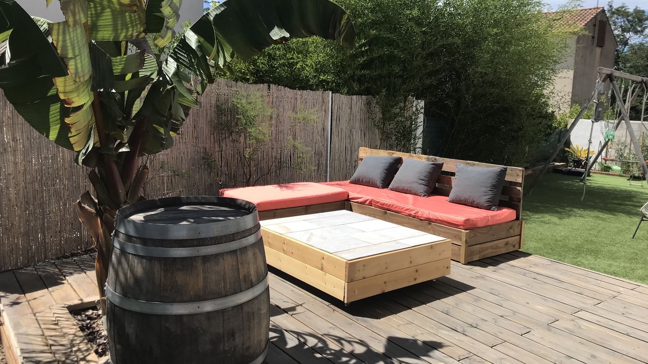 Photo of Patio Balcony in La Crau