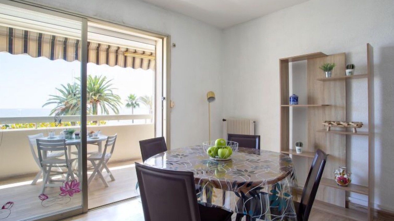 Photo of Bedroom in Saint-Laurent-du-Var