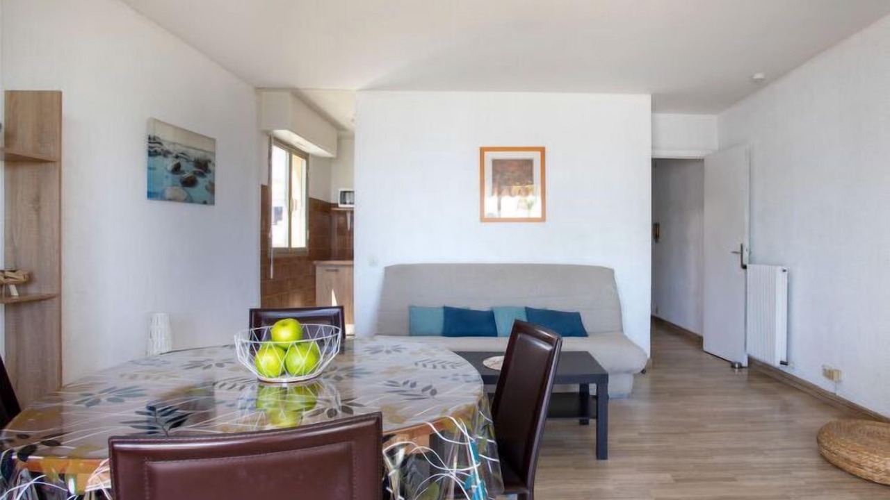 Photo of Bedroom in Saint-Laurent-du-Var