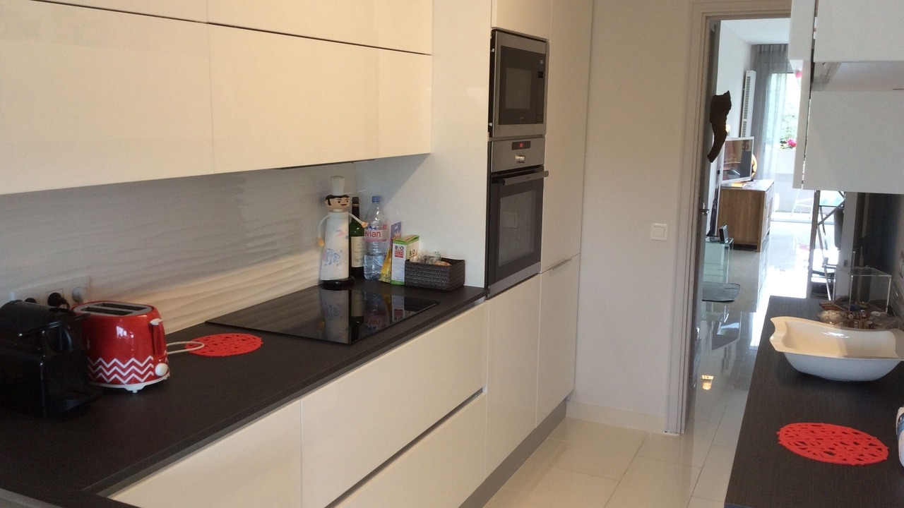 Photo of Kitchen in California - Pezou