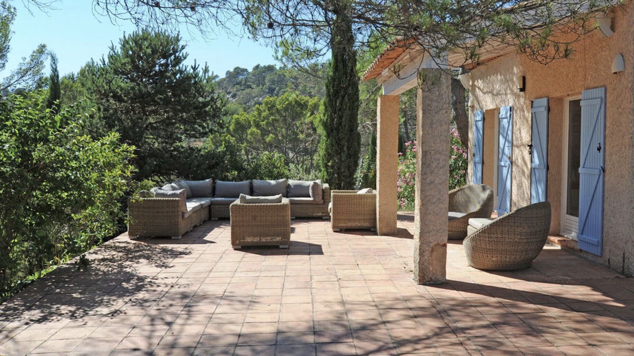 Photo of Patio Balcony in Esparron-de-Verdon