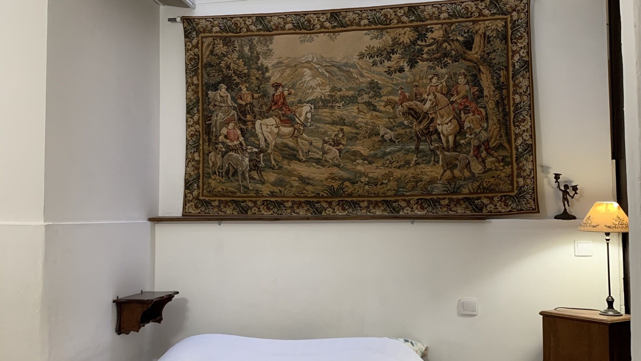 Photo of Bedroom in Avignon City Centre