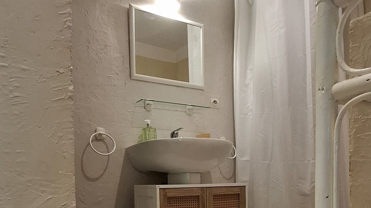 Photo of Bathroom in Avignon