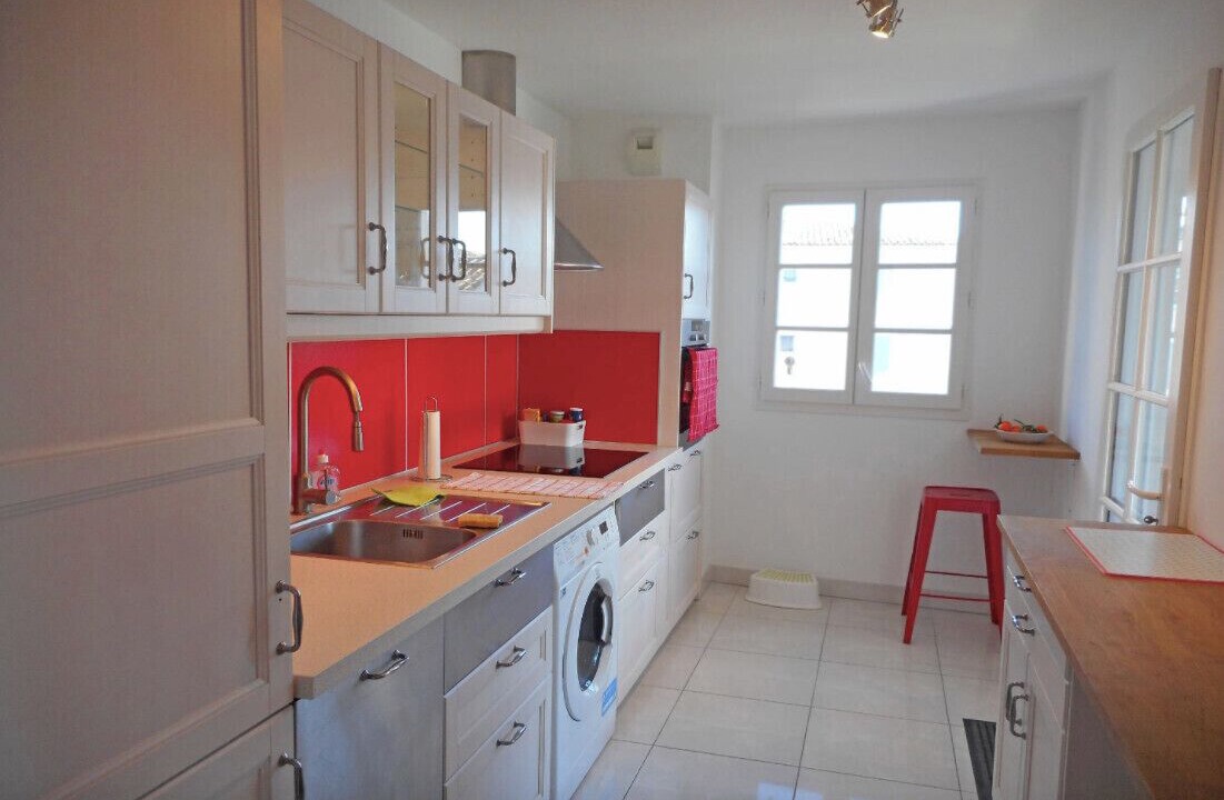 Photo of Kitchen in Saint-Tropez City Centre