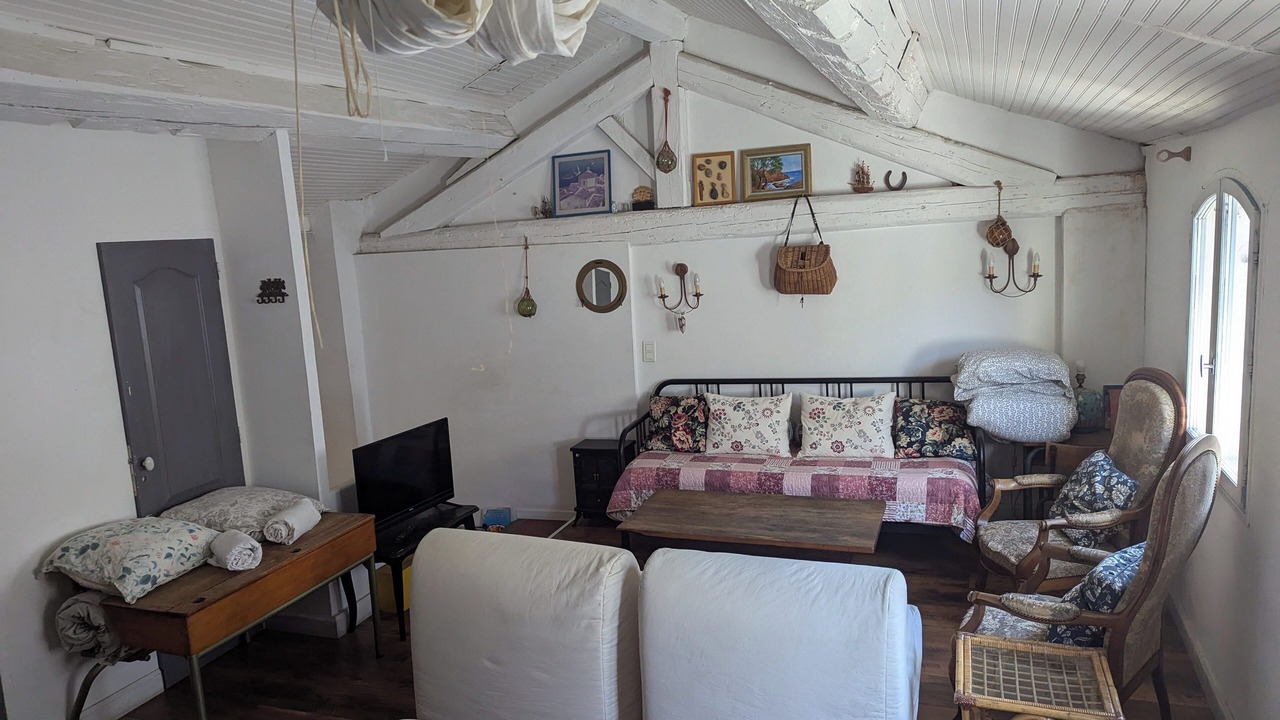 Photo of Livingroom in Avignon City Centre