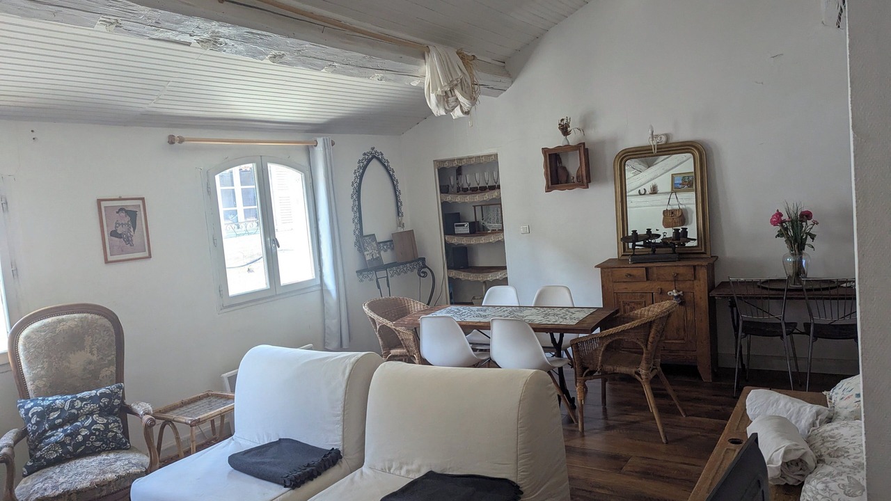 Photo of Livingroom in Avignon City Centre
