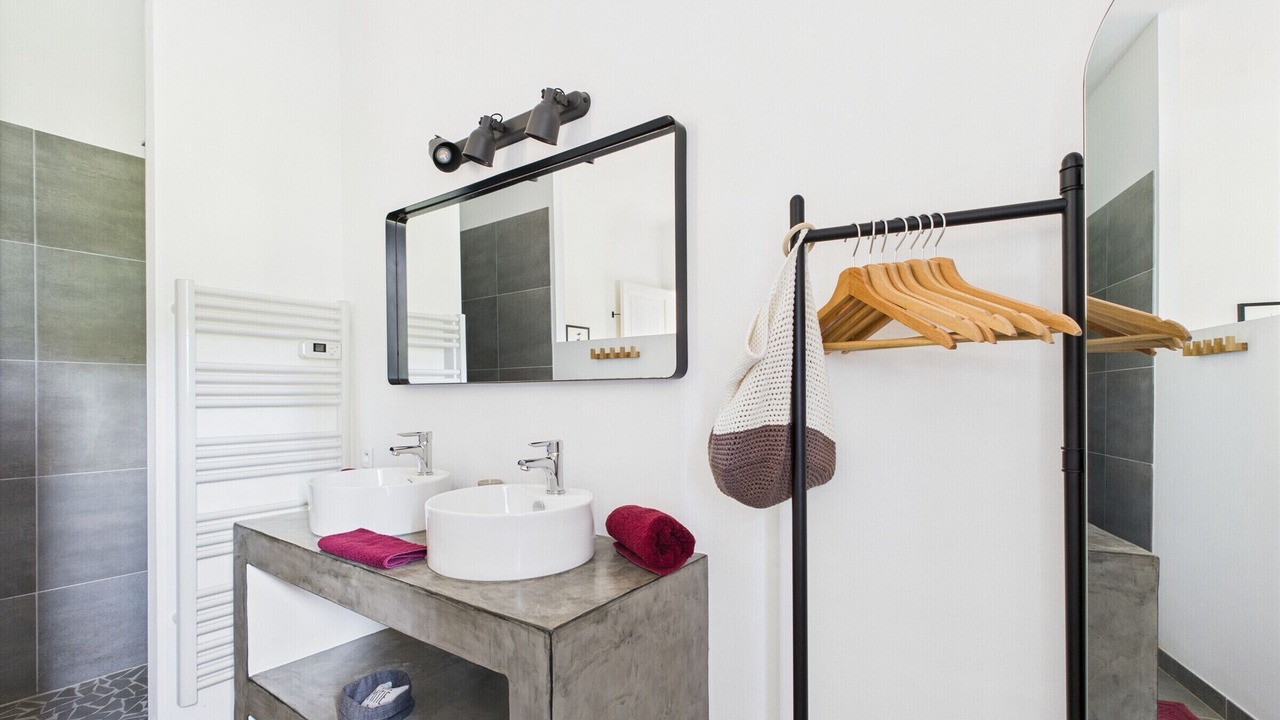 Photo of Bathroom in Eygalieres