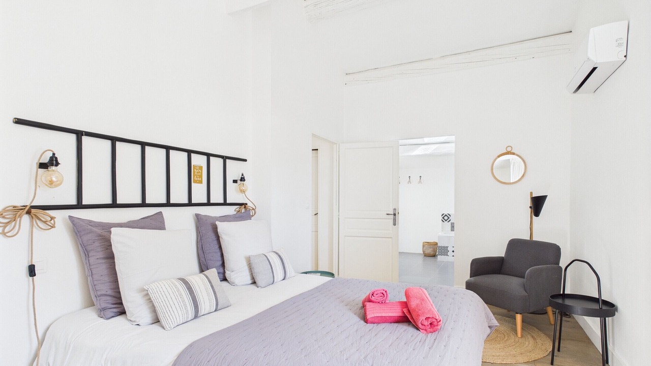 Photo of Bedroom in Eygalieres