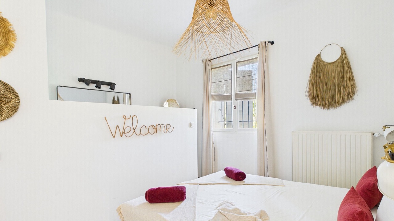 Photo of Bedroom in Eygalieres