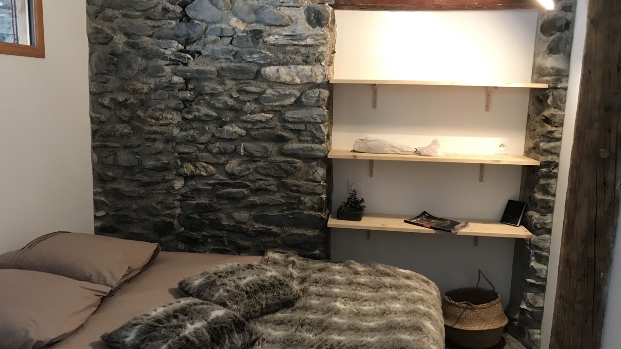 Photo of Bedroom in Molines-en-Queyras