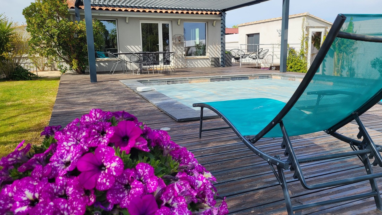 Photo of Outdoor in Arles