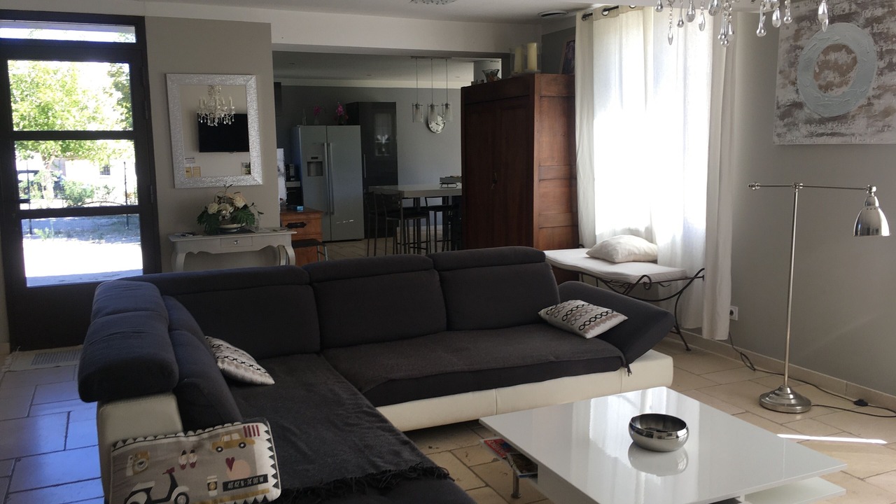 Photo of Livingroom in Mouries