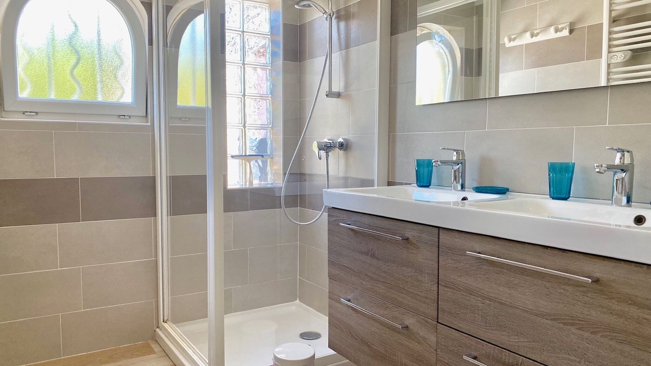 Photo of Bathroom in Hyeres