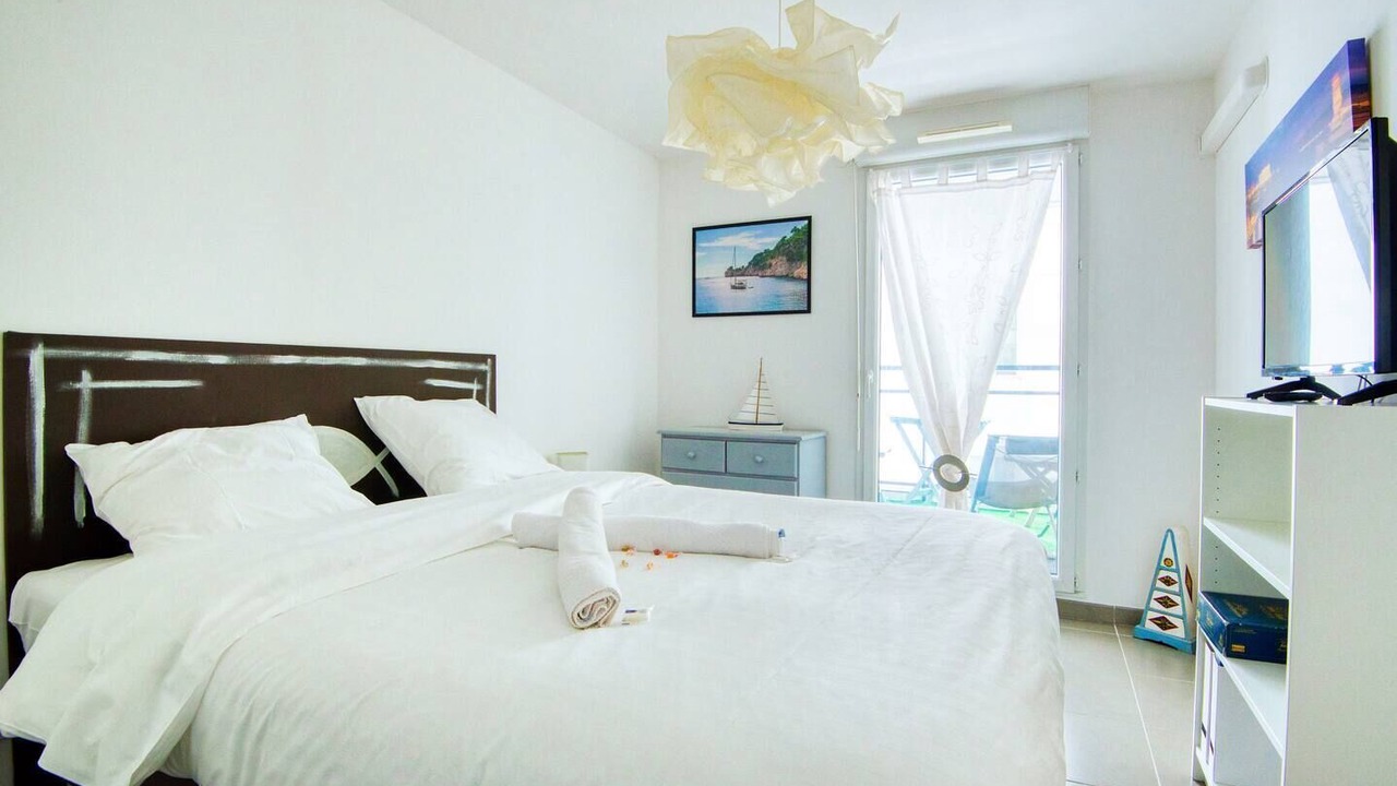 Photo of Bedroom in Le Pharo