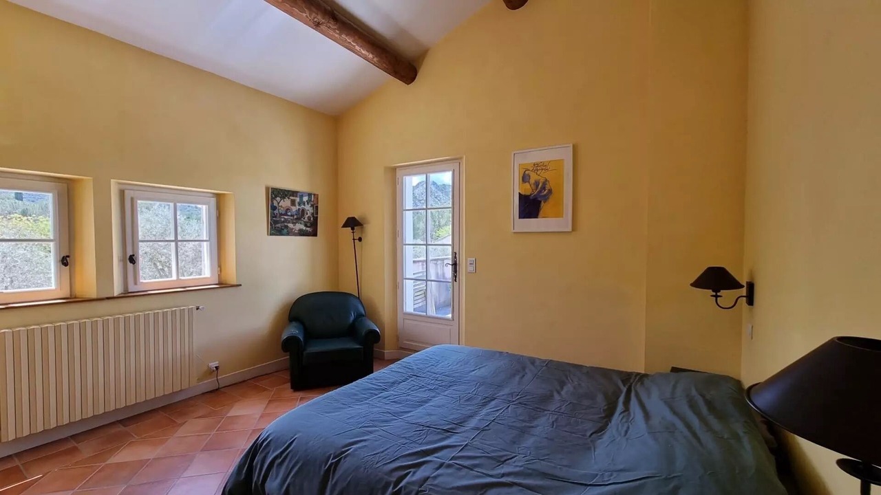 Photo of Bedroom in Eygalieres